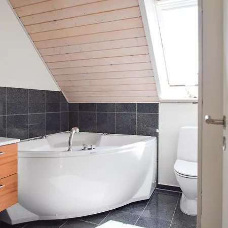 Ferienhaus Three-bedroom Holiday In Juelsminde *